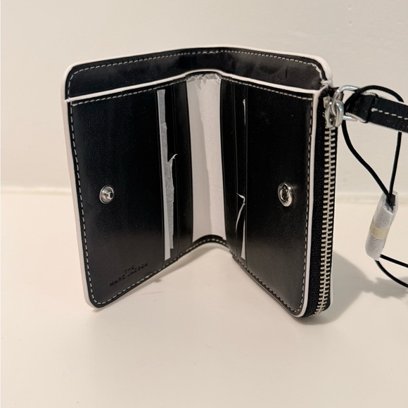 NWT Marc Jacobs compact wallet - cotton multi - Picture 5 of 8